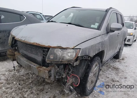 2014 Jeep Compass Latitude из США, поврежденный, VIN 1C4NJDEB6ED864023